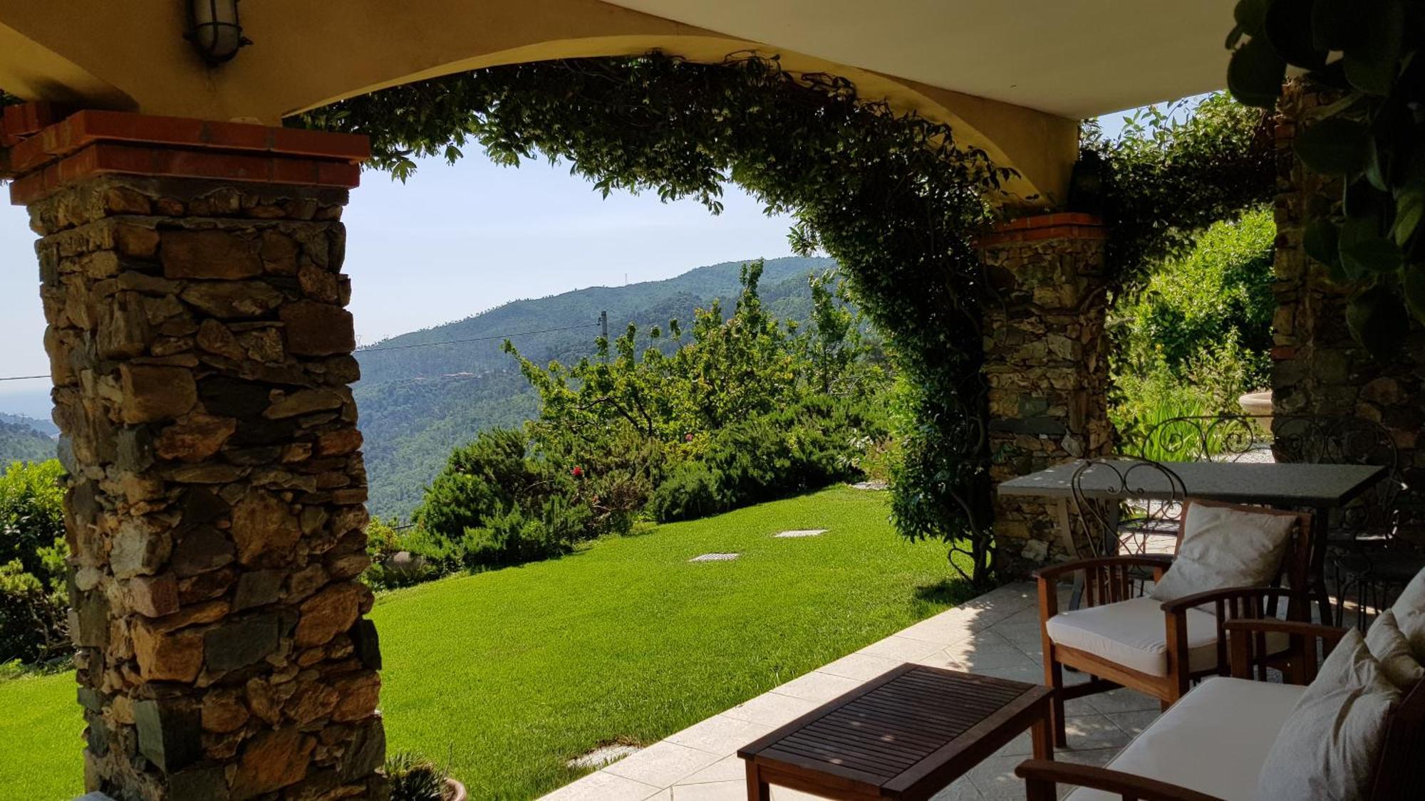 Villa Claudia Quiliano Kültér fotó